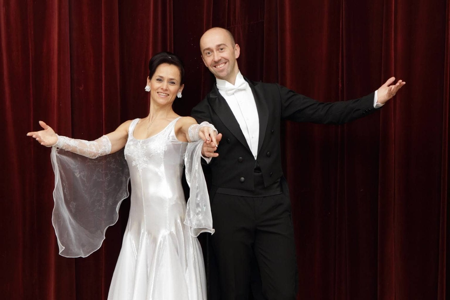 Instruktoři tanečního studia Ká u červené opony